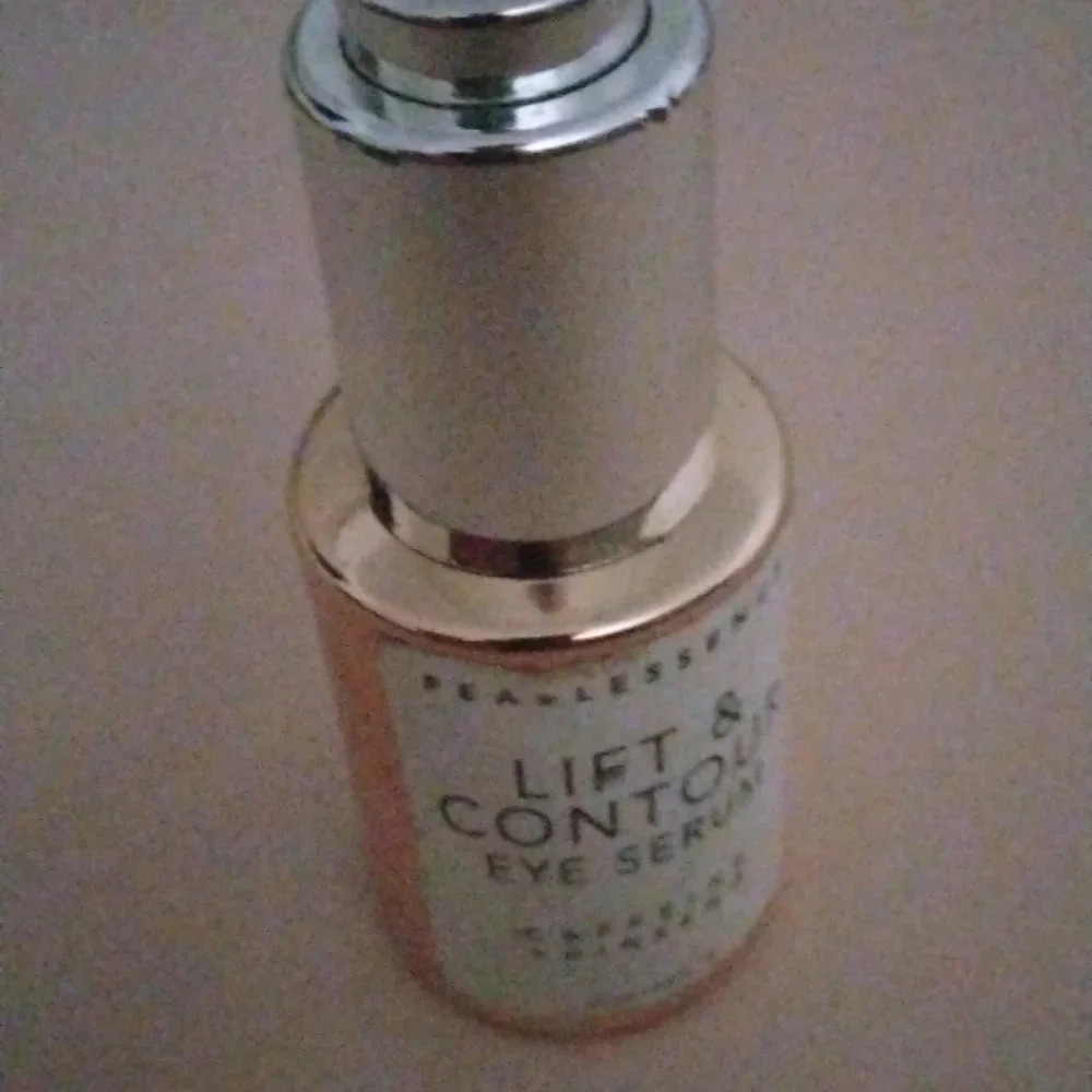 Pearlessence Lift And Contour Eye Serum